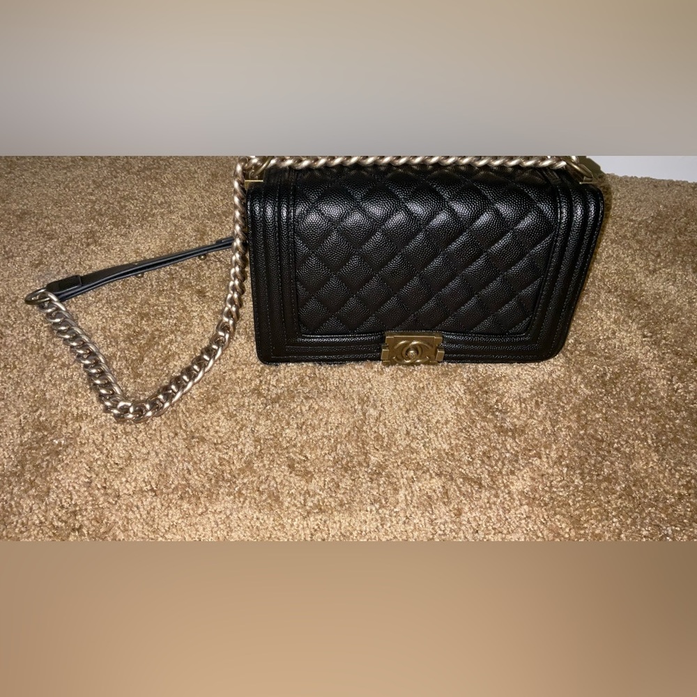 * AUTHENTIC * Black Chanel Bag